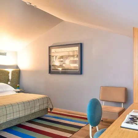 The Editory House Ribeira 4* Oporto
