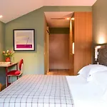 The Editory House Ribeira Hotel Porto