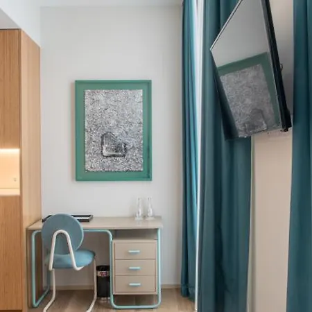 The Editory House Ribeira Hotel Porto