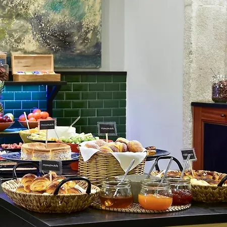 The Editory House Ribeira 4* Porto