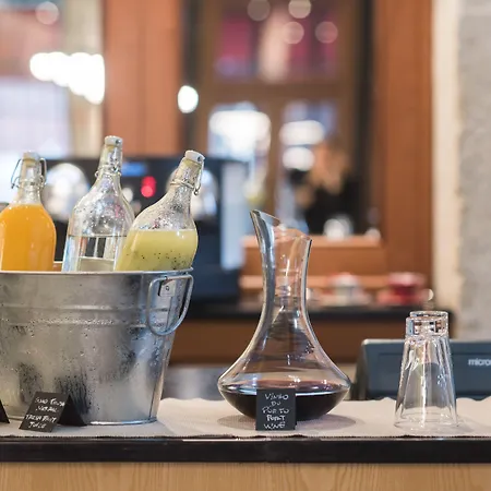 Отель The Editory House Ribeira 4*