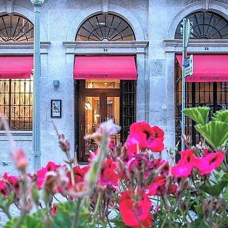 The Editory House Ribeira 4* Oporto
