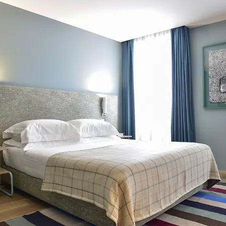 The Editory House Ribeira 4* Oporto
