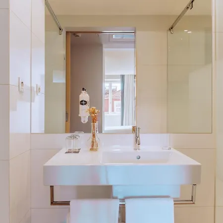 The Editory House Ribeira Hotel 4*