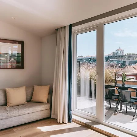 The Editory House Ribeira 4*