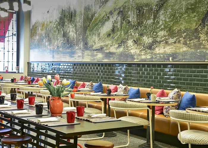 The Editory House Ribeira 4* Oporto