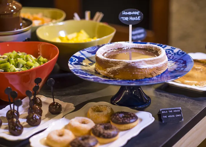 The Editory House Ribeira 4* Порту