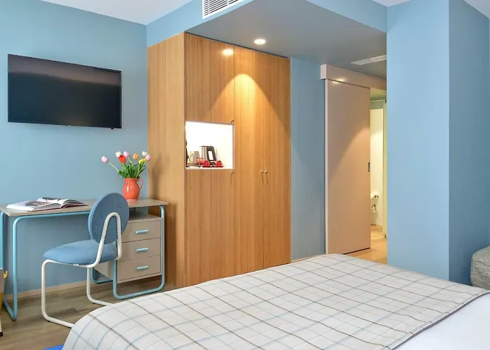 The Editory House Ribeira 4* Oporto